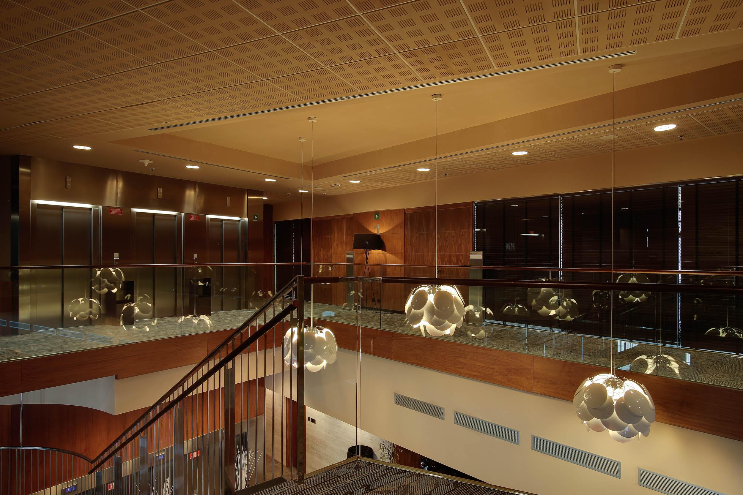Tower 4*